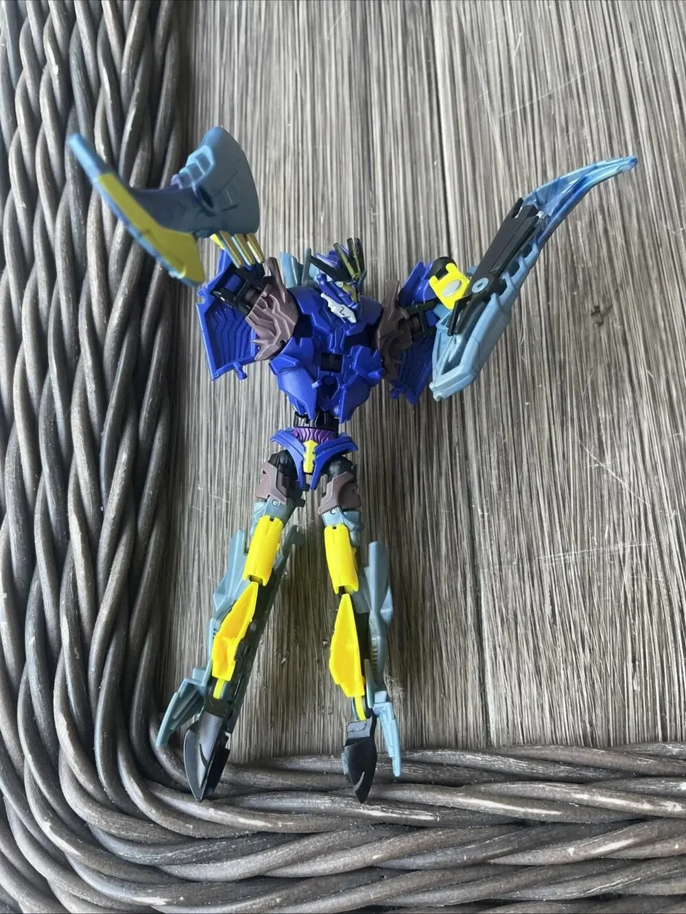 Transformers Prime Beast Hunters Deluxe Decepticon Soundwave Hasbro 2013